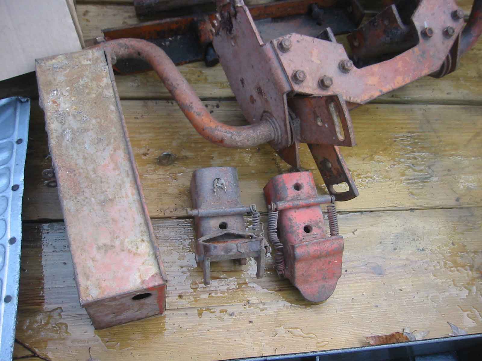 {short description of image}